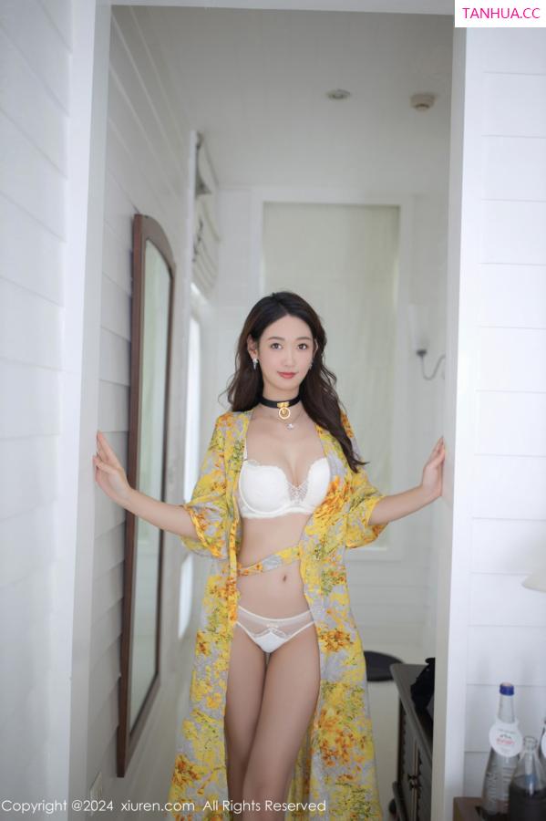 唐安琪  [XiuRen]高清写真图 2024.01.22 No.8001 唐安琪 泰国旅拍第8张图片